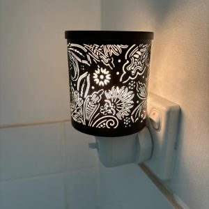 Enchanted Forest Plug In Black